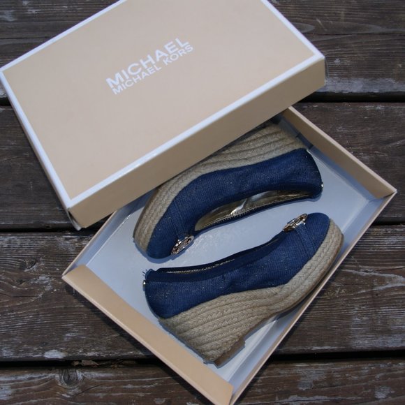 MICHAEL KORS Mercedes Denim Espadrille Wedge Shoes - Picture 3 of 7